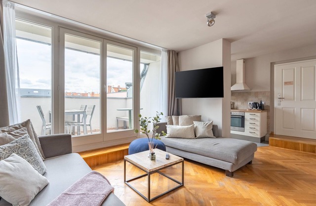 Schoenhouse Avenue by Limehome