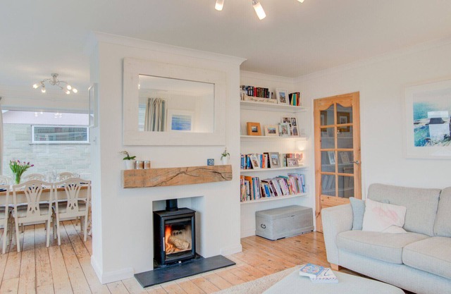 Sea Acres - Four Bedroom House, Sleeps 8