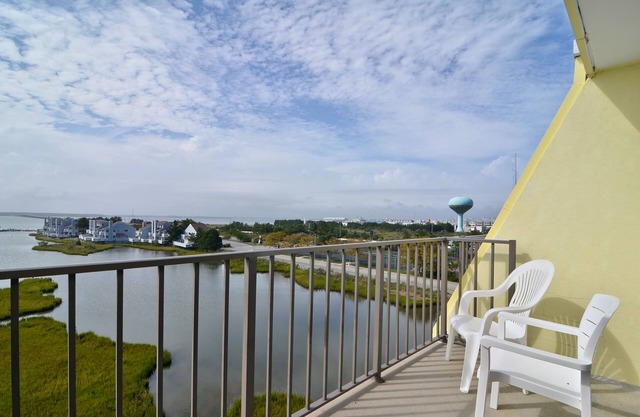 Sea Bay Hotel