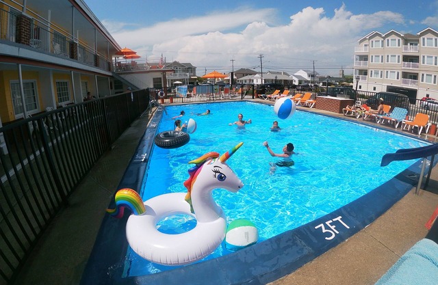 Sea Chest Motel