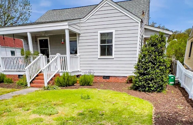 Sea Grass Cottage