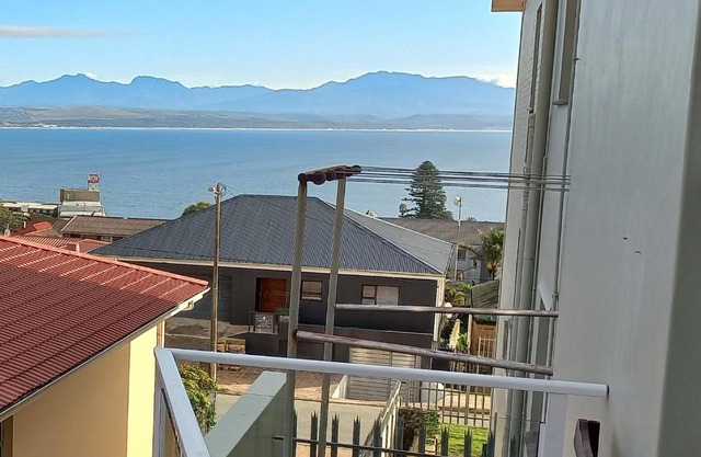 Sea La View