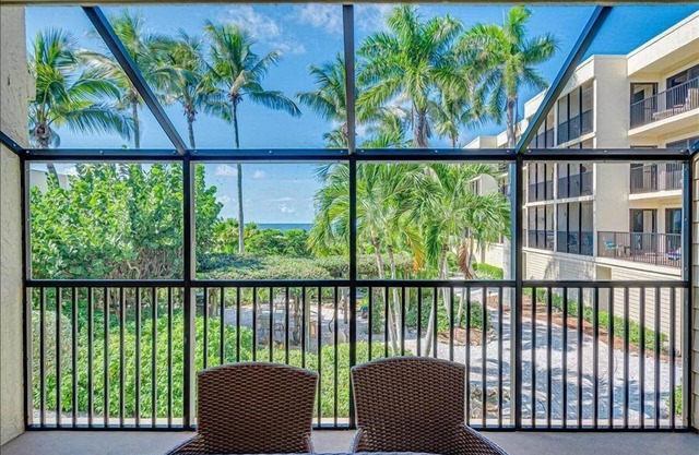 Sea Oats 136 2 Bedroom Condo by RedAwning