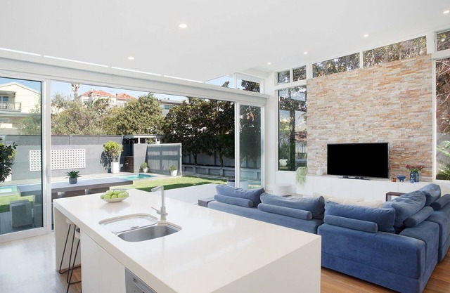 Sea Spray Family House