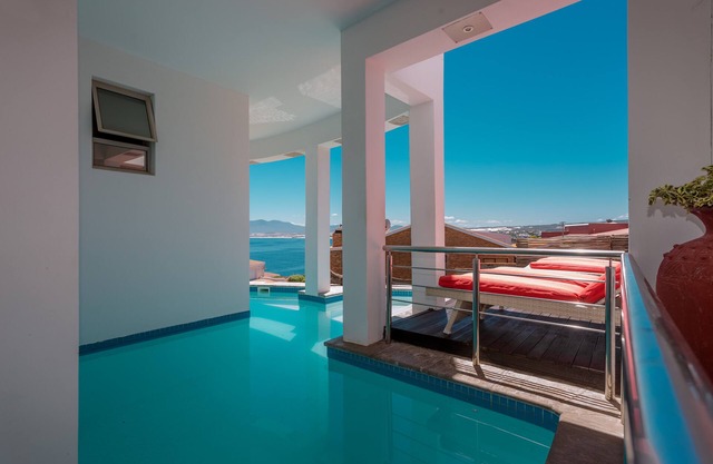 Sea Star Lodge