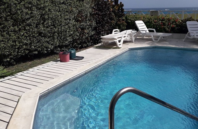 Sea view with pool. Beautifully decorated throughout