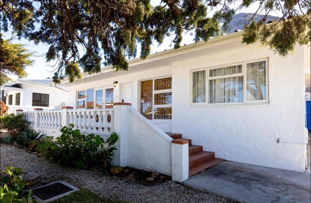 SeaCrest Cottage