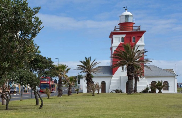 Seafront Mouille Point 2 bedroom 2 bathroom Apartment Cape Town Westridge B