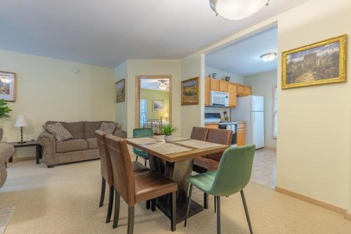 Seaglass Haven-downtown Douglas and close to beach