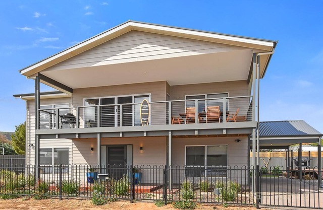 Seahaven ~ Sellicks Beach - The Ultimate Modern and Stylish Family Entertainer with Sea Views