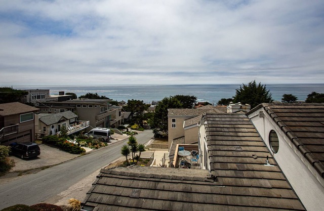 Seas the Day: 3 BR, 2 BA House in Cambria, Sleeps 6