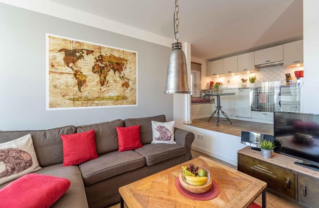 SEASIDE APARTMENTS - TOWNHOUSE