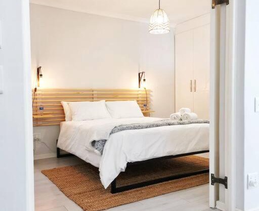 Seaside Respite Main road apartment