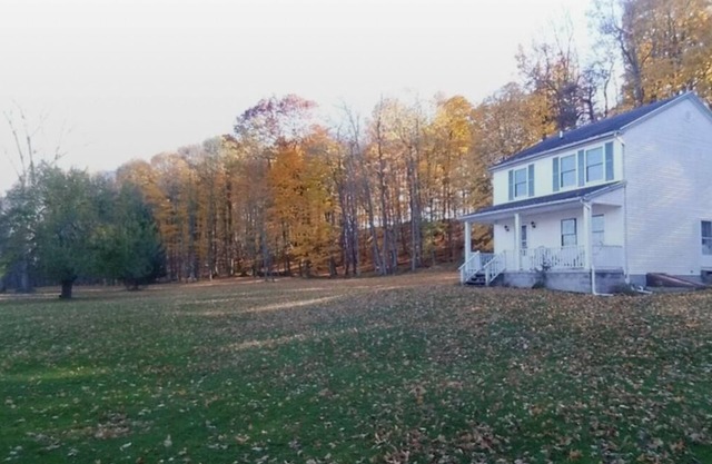 Secluded 3-bedroom house in beautiful Caledonia NY with optional hunting lease
