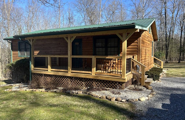 Secluded cabin near South Holston River
