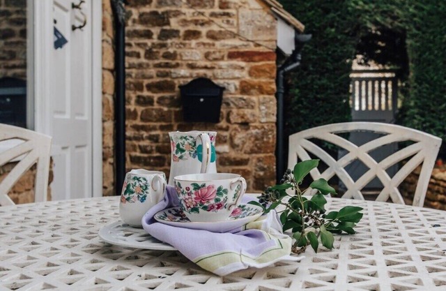 Secluded New Family-Friendly House Cotswolds AONB