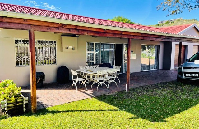 Sedgefield Lagoon Hideout - Kingfisher Drive