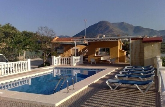 Self catering Villa Micleta for 11 people