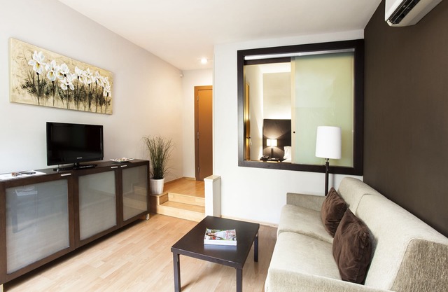 Senator Barcelona Apartments