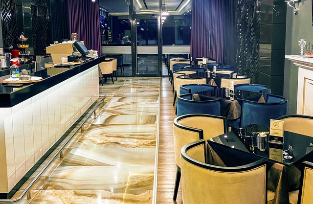 Senator Hotel