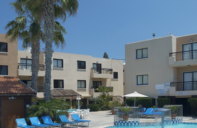 Senator Hotel Apartments - Adults Only