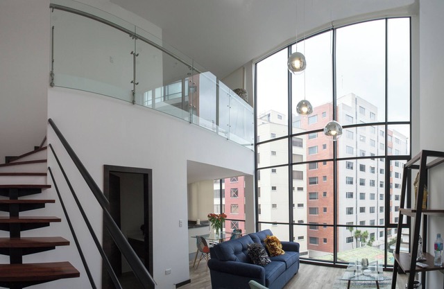 SENSATIONAL APARTMENT FOR COUPLES/EXECUTIVES/SHORT FAMILY