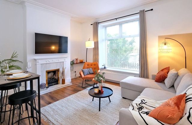 Sensational West End Living with Bicocca Stays