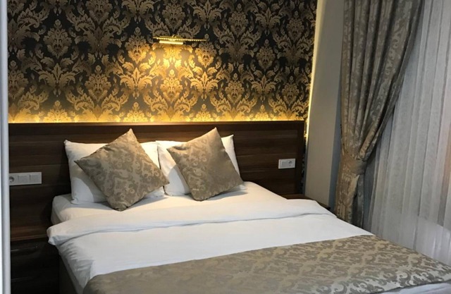 Senturkler Suite