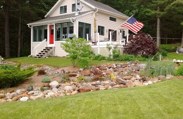 Serendipity Cottage by Lermond Pond