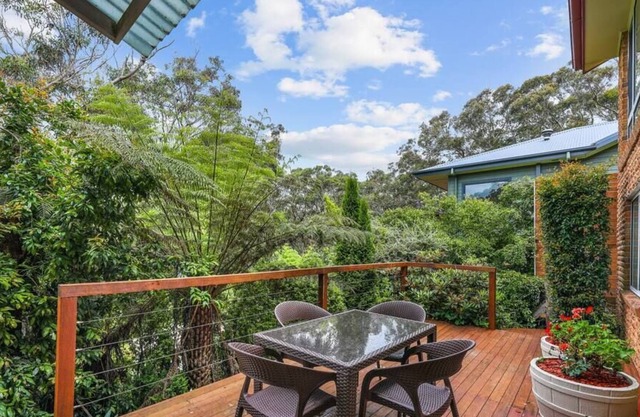 Serene Mountain Haven with Scenic Balcony & Garden