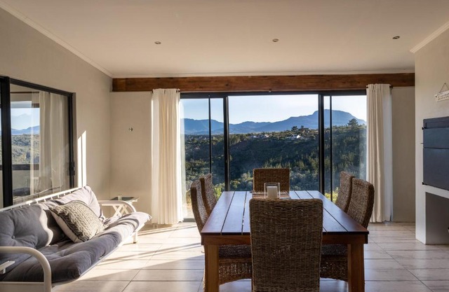 SERENE VIEW, simply beautiful accommodation