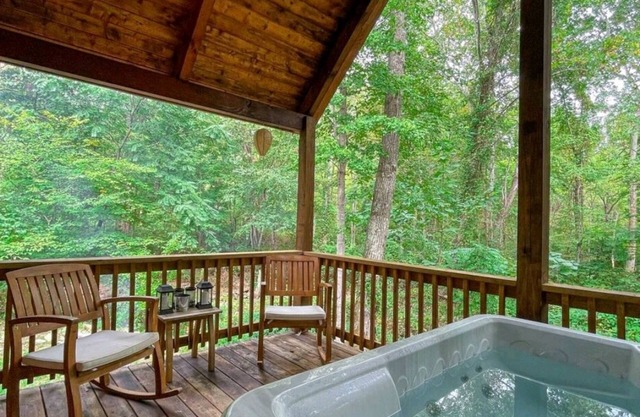 Serenity Creek Village | 4 Bed, 4 Bath