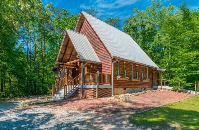 Serenity for Two Cabin | 1BR 2 BA | Jacuzzi Tub | Hot Tub | Fire Pit