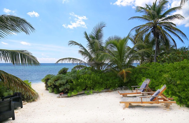 Serenity Sands is perfect for friends travelling together or a 2 couples!