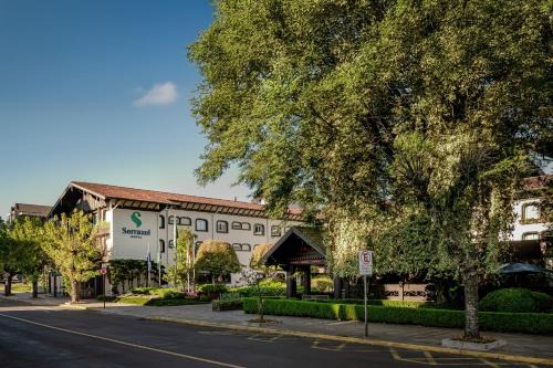 Serrazul Hotel Distributed By Intercity