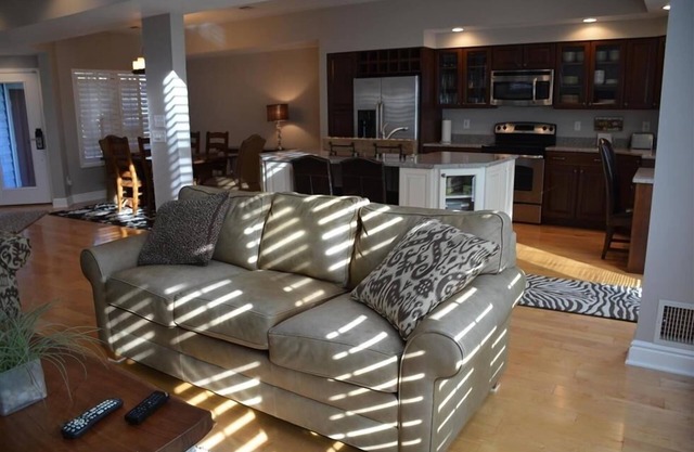 Seven Springs Woodridge 3 Bedroom Premium Condo, Private deck with wooded view by RedAwning - Save 10% on 3 Nights, 15% on 5 Nights!