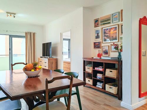 Sevyn's Place Empire Apartment
