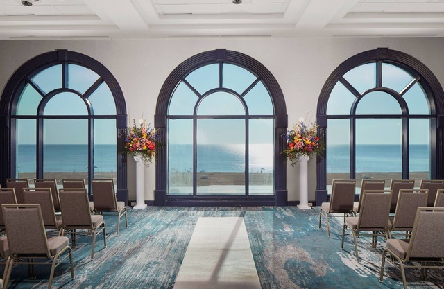 Sheraton Virginia Beach Oceanfront Hotel