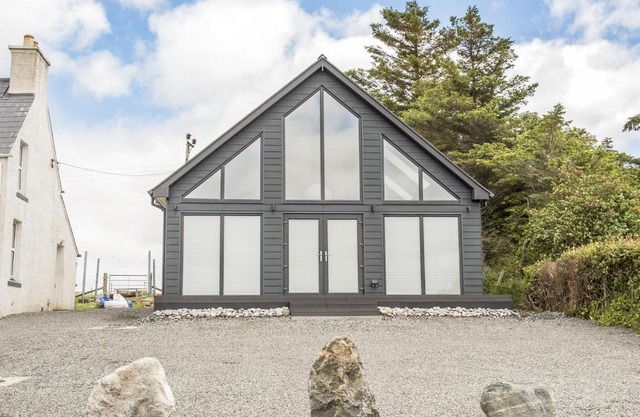 Shore Lodge