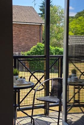 Shrubbery - Balcony Apartment