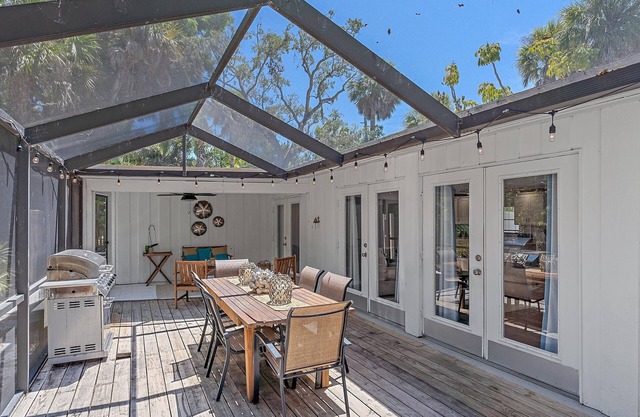 Siesta Key Sanctuary 3 Bedroom Home by RedAwning