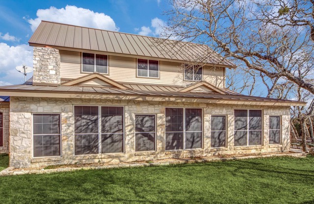 Silver Linings Guesthouse