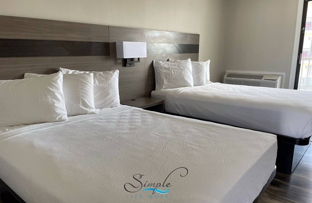 Simple Life Motel