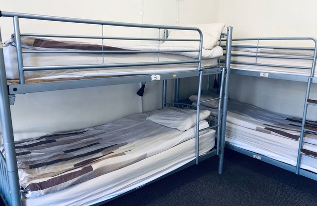 Single bed in 8 bed dorm - Alba Self Catering