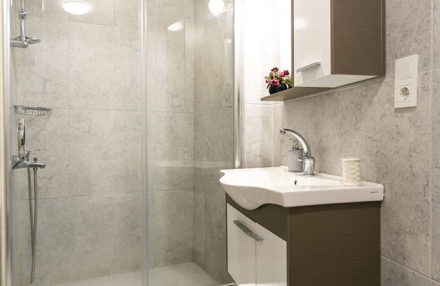 Sirena's Suites