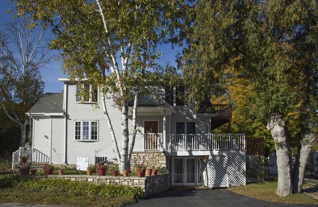 Sister Bay Parkview Beach Cottage #1