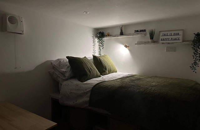 Situated near Oswestry offers a perfect retreat for couples/solo travellers.