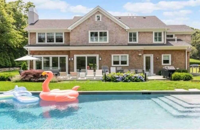 Six Bedroom Designer Home Southhampton
