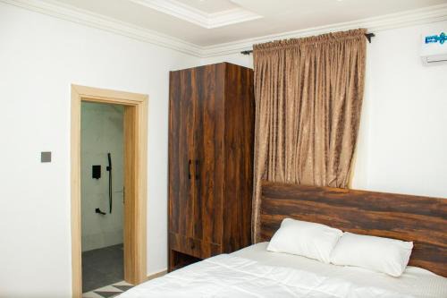 Skenyo Hotel & Apartments