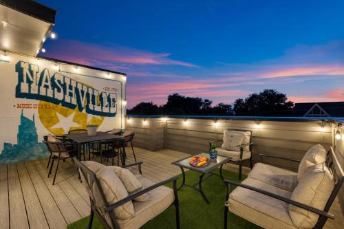 Skyline Soundhouse by AvantStay Rooftop Deck Game Room near East Nashville Broadway